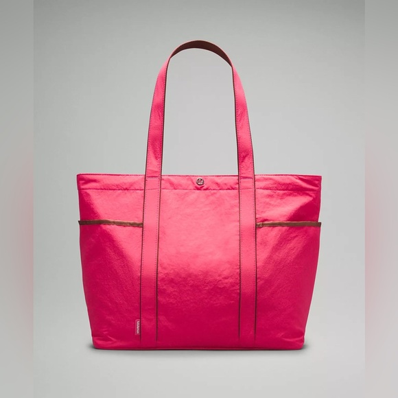 lululemon athletica Handbags - Lululemon Daily Multi-Pocket Tote Bag 20L- Glaze Pink/Ancient Copper